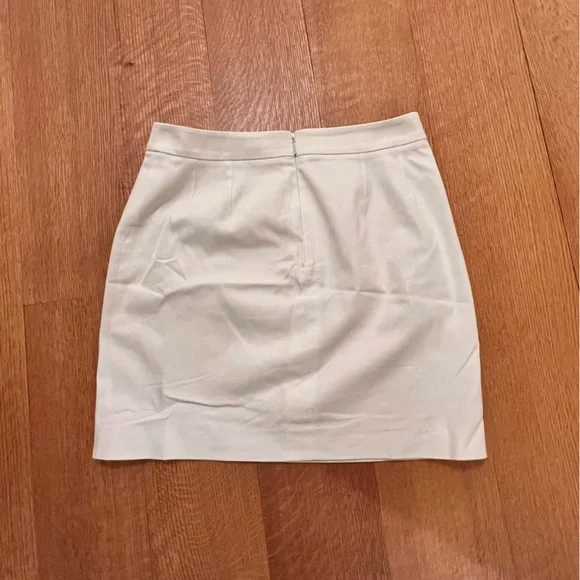 Gucci tan straight mini skirt - Picture 2 of 4